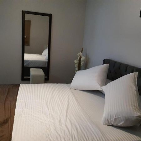 Youvala Serviced Apartment Giza Esterno foto